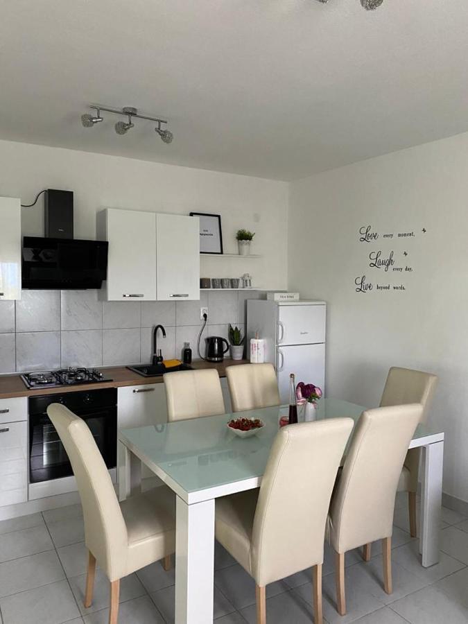 Holiday House Ana Skradin Extérieur photo